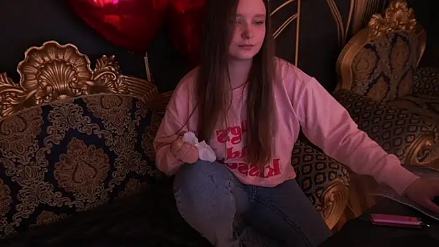 MagicPeachh  online show from 02/09/26, 03:16