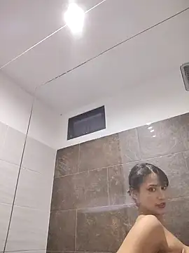 Snapshot of Ramona_Flower chatting on 12/20/24, 04:20 Ramona Flower online show from 12/20/24, 04:20