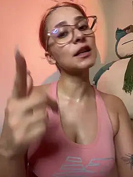 Snapshot of Ramona_Flower chatting on 01/16/25, 04:07 Ramona Flower online show from 01/16/25, 04:07