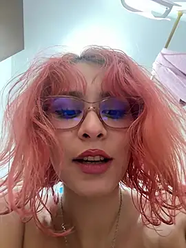 Snapshot of Ramona_Flower chatting on 01/25/25, 04:23 Ramona Flower online show from 01/25/25, 04:23