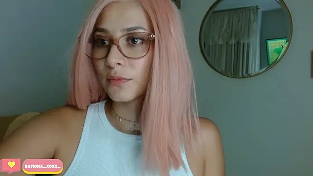 Snapshot of Ramona_Flower chatting on 01/26/25, 01:09 Ramona Flower online show from 01/26/25, 01:09