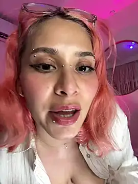 Snapshot of Ramona_Flower chatting on 03/01/25, 01:11 Ramona Flower online show from 03/01/25, 01:11