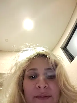 Snapshot of Ramona_Flower chatting on 09/14/25, 02:11 Ramona Flower online show from 09/14/25, 02:11