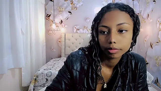 jasmin brunette  online show from 02/01/25, 11:43