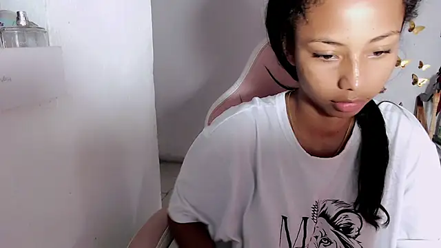 jasmin brunette  online show from 09/29/25, 12:21