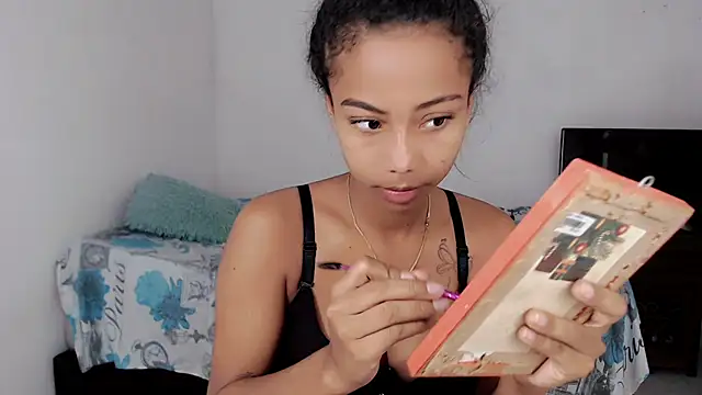 jasmin brunette  online show from 11/25/25, 12:27