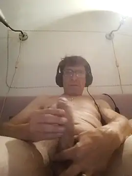 felice66 online show from 09/14/25, 04:28