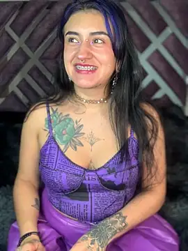 Snapshot of Lilith_Pink chatting on 02/19/25, 08:44 Lilith Pink online show from 02/19/25, 08:44