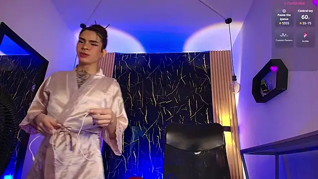 Bella salvatore online show from 05/07/26, 07:41