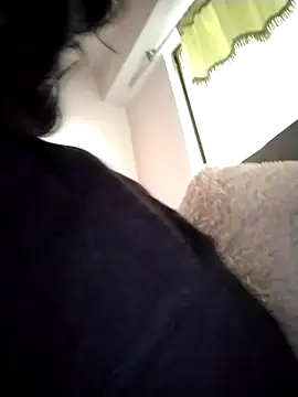 taaylor33 online show from 12/17/25, 10:49