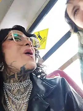 taaylor33 online show from 01/07/26, 07:49