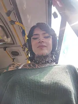 taaylor33 online show from 04/13/26, 07:52