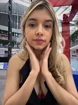 Snapshot of carolina__star chatting on 12/15/24, 11:53 carolina star online show from 12/15/24, 11:53