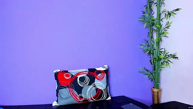 Snapshot of scarlet-jonesx chatting on 12/27/24, 03:09 scarlet-jonesx online show from 12/27/24, 03:09