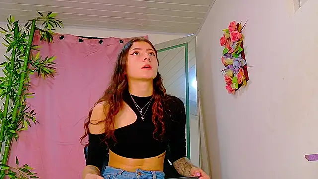 Snapshot of scarlet-jonesx chatting on 05/22/26, 12:51 scarlet-jonesx online show from 05/22/26, 12:51