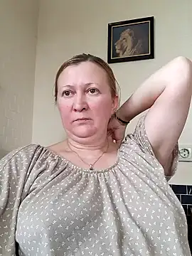 blondyaguar online show from 12/17/24, 09:17