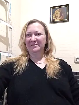 blondyaguar online show from 11/14/25, 06:28