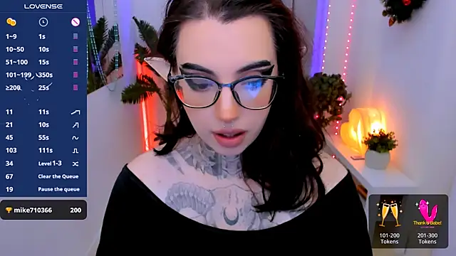 Snapshot of Dixi_Pixi_ chatting on 12/14/24, 05:40 Dixi Pixi online show from 12/14/24, 05:40