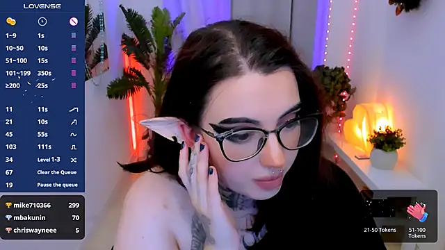 Snapshot of Dixi_Pixi_ chatting on 12/14/24, 11:50 Dixi Pixi online show from 12/14/24, 11:50