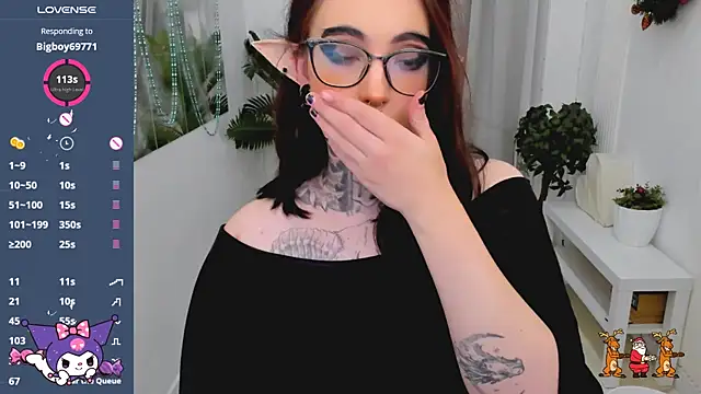 Snapshot of Dixi_Pixi_ chatting on 12/28/24, 11:52 Dixi Pixi online show from 12/28/24, 11:52