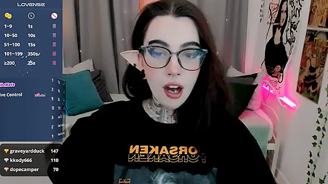 Snapshot of Dixi_Pixi_ chatting on 01/26/25, 08:46 Dixi Pixi online show from 01/26/25, 08:46