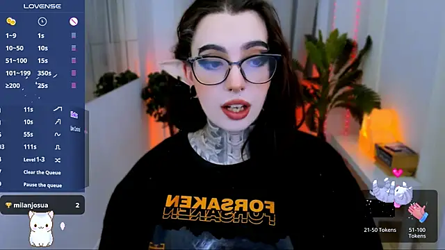 Snapshot of Dixi_Pixi_ chatting on 02/07/25, 05:41 Dixi Pixi online show from 02/07/25, 05:41