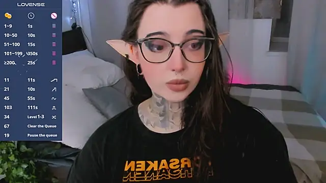 Snapshot of Dixi_Pixi_ chatting on 09/18/25, 07:43 Dixi Pixi online show from 09/18/25, 07:43