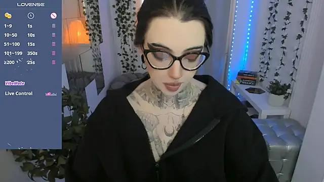 Dixi Pixi  online show from 06/04/26, 05:35