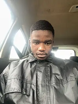 HottSledge online show from 11/18/25, 05:12