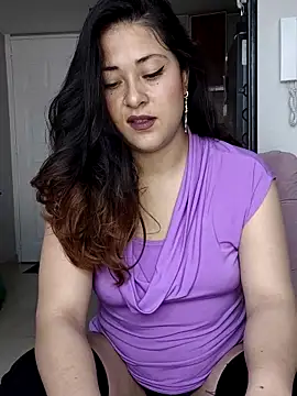 Snapshot of LisbethMoore_ chatting on 05/27/26, 03:09 LisbethMoore online show from 05/27/26, 03:09