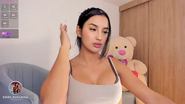 Kimm khalifa online show from 11/11/25, 02:11