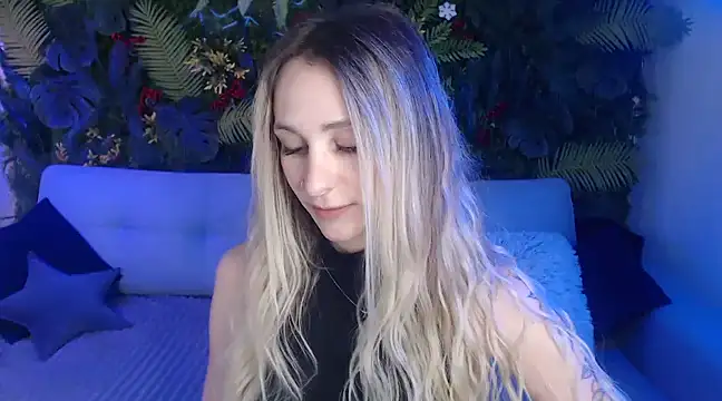 Horny Blond online show from 12/26/24, 09:11