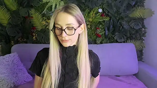 Horny Blond online show from 02/16/26, 09:05