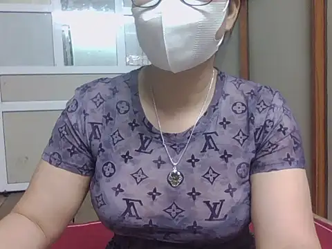 MaiHuong77 online show from 10/16/25, 12:44