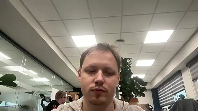 Snapshot of streamy_test11 chatting on 01/22/25, 11:01 streamy test11 online show from 01/22/25, 11:01