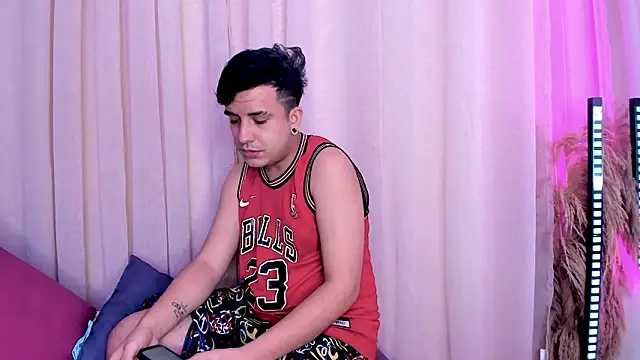 SlimLoves online show from 03/01/26, 05:09