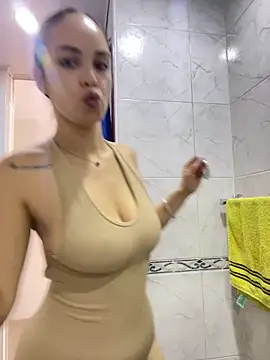 gabyaridi online show from 02/28/26, 03:24