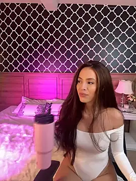 Snapshot of Amber_Rush_ chatting on 12/07/24, 12:41 Amber Rush  online show from 12/07/24, 12:41