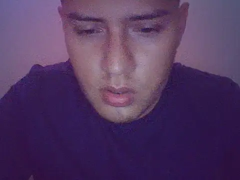 Snapshot of Malandralle chatting on 12/01/25, 05:45 Malandralle online show from 12/01/25, 05:45