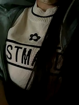 Tuongvy05 online show from 11/20/25, 09:20