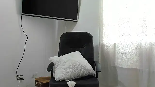 Chandler ken online show from 05/04/26, 12:23