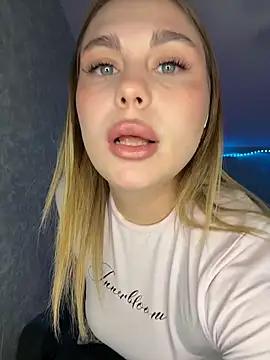 Evaaa Babiesss online show from 03/26/26, 04:56