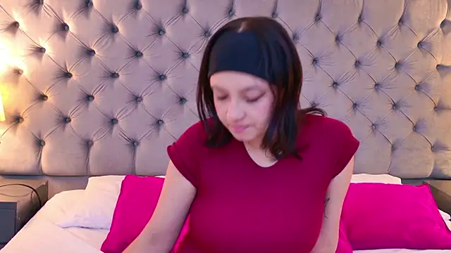 SamantaG online show from 03/27/26, 01:55