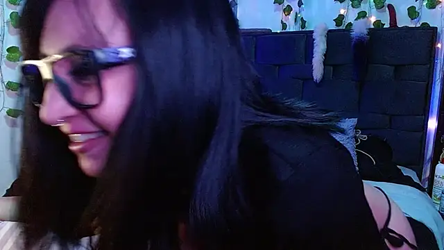 Snapshot of the_lesbian_game chatting on 03/17/25, 07:46 the lesbian game online show from 03/17/25, 07:46