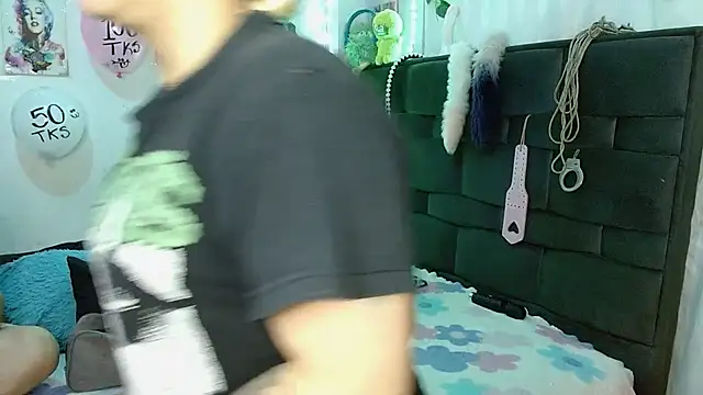 the lesbian game online show from 03/21/26, 05:27