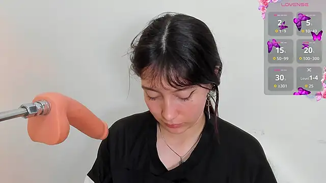 lizzy davis 1 online show from 09/10/25, 03:50