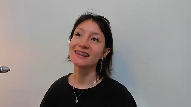 lizzy davis 1 online show from 11/02/25, 04:04