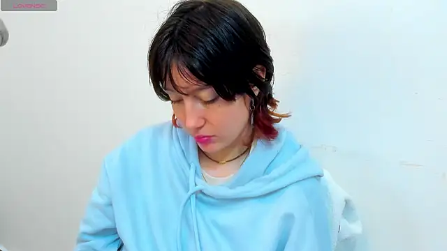 lizzy davis 1 online show from 01/16/26, 04:05