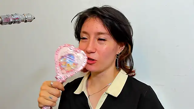 lizzy davis 1 online show from 02/08/26, 03:43