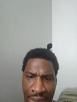 007Giovani online show from 02/12/26, 08:31